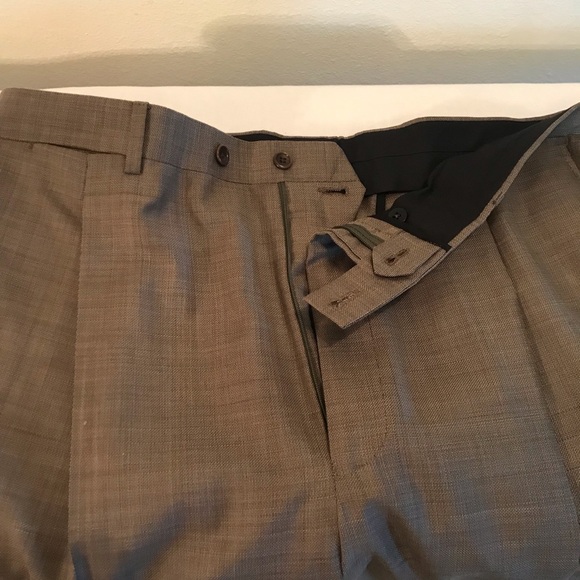 Michael Kors Italian Suit - Picture 7 of 17